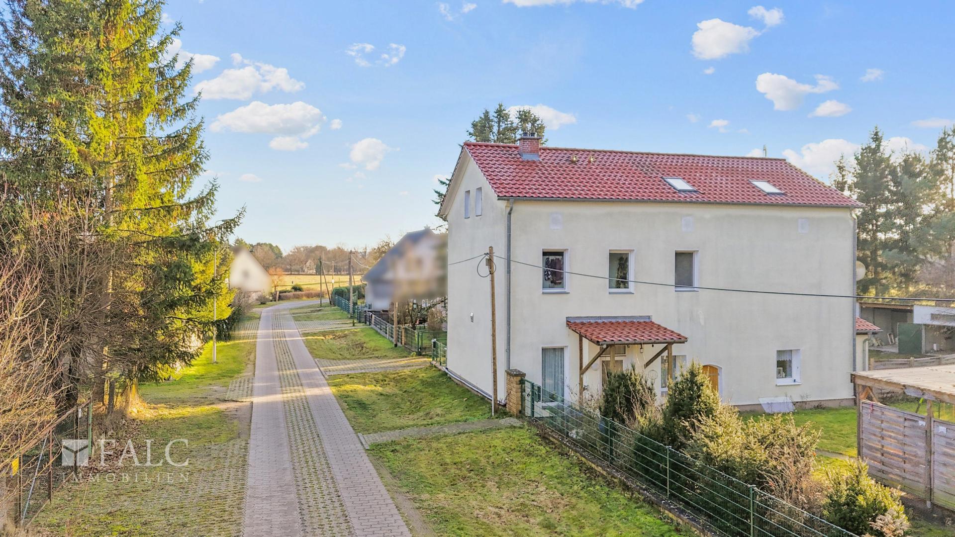 Haus Straßenansicht